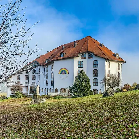 Leonardo Hotel 4*