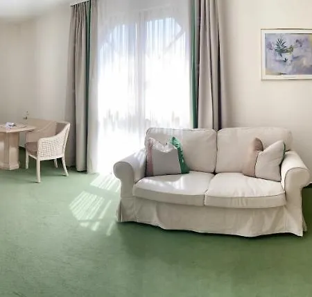 Hotel Leonardo 4*